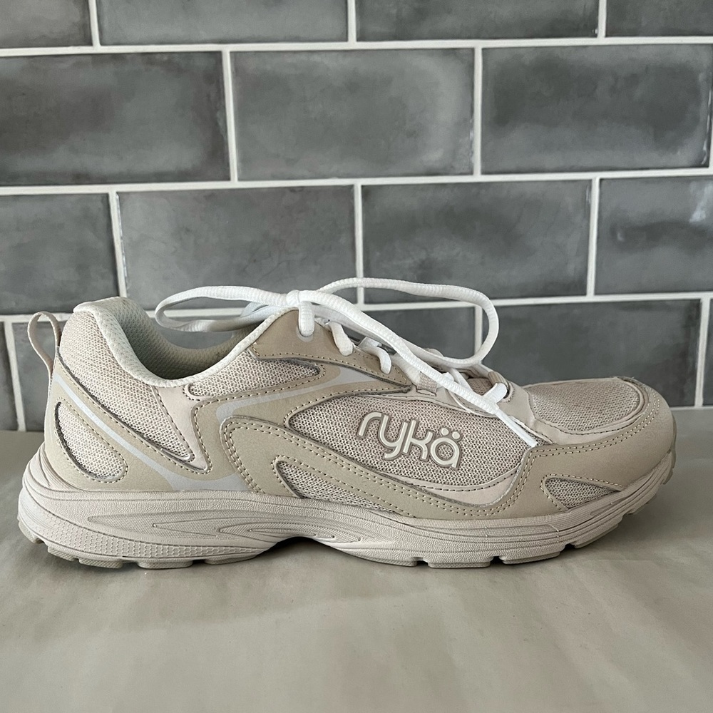 RYKA Beige Standout Walking Sneakers Shoes Women’s Size 9.5W New